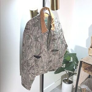 Perfect Wild Fable Camouflage Jacket with corduroy  Collar Med‎